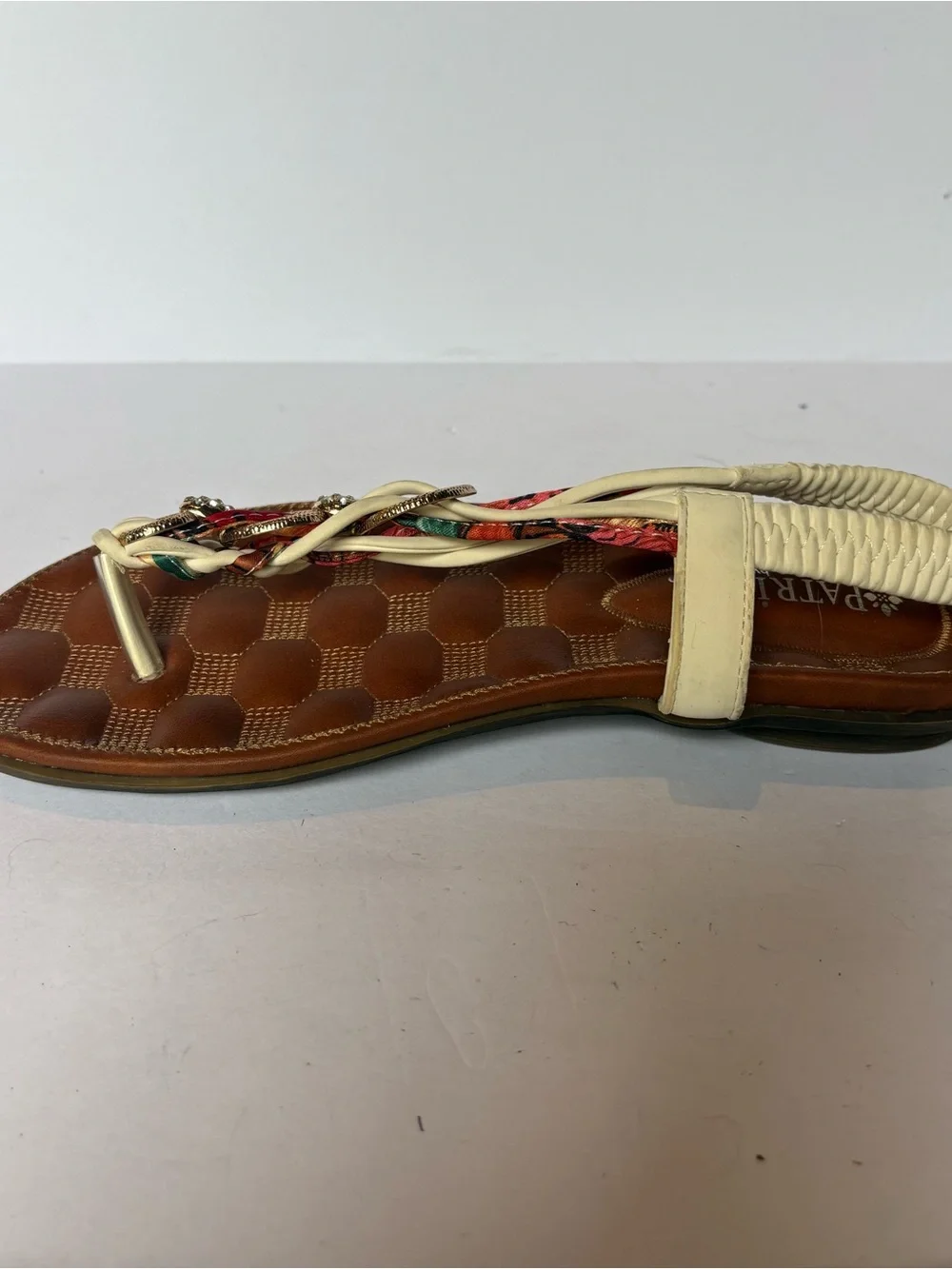 Beautiful Patrizia Women’s Cream/Gold Multi Thong Sandals Size 36